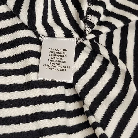 Elle, size L, front wrapped, mid-length sleeve, knit top blk/wht  stripe. NWOT. - Picture 7 of 12